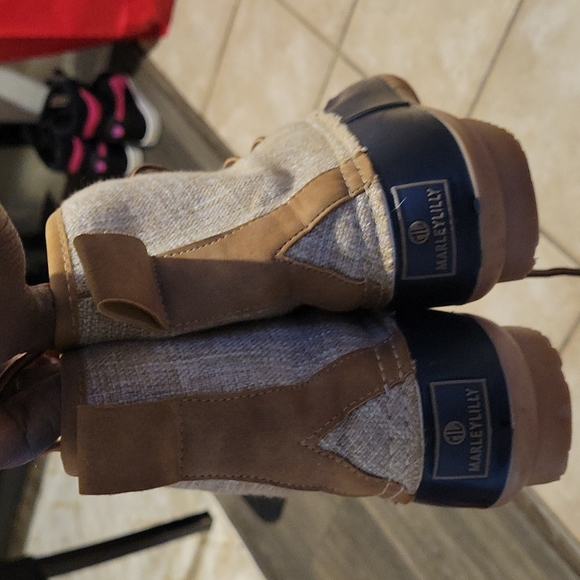 MarleyLily Rain boots - Picture 4 of 7